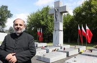 Duda grozi rodzinom Wołyńskim? Oburzająca rozmowa Prezydenta z ks. Isakowiczem-Zaleskim