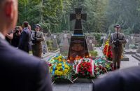 Prezydent RP złożył kwiaty na mogiłach żołnierzy URL