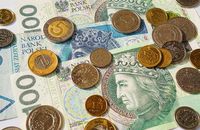 Polska drastycznie ograniczy gotówkę. Zamach na naszą wolność