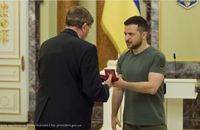 Zełenski uhonorował zagranicznych dziennikarzy. Wśród nich nie było żadnego Polaka 