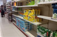 W sklepach brakuje towaru. Puste półki w Biedronce i w Rossmannie. Brakuje mięsa i papieru toaletowego